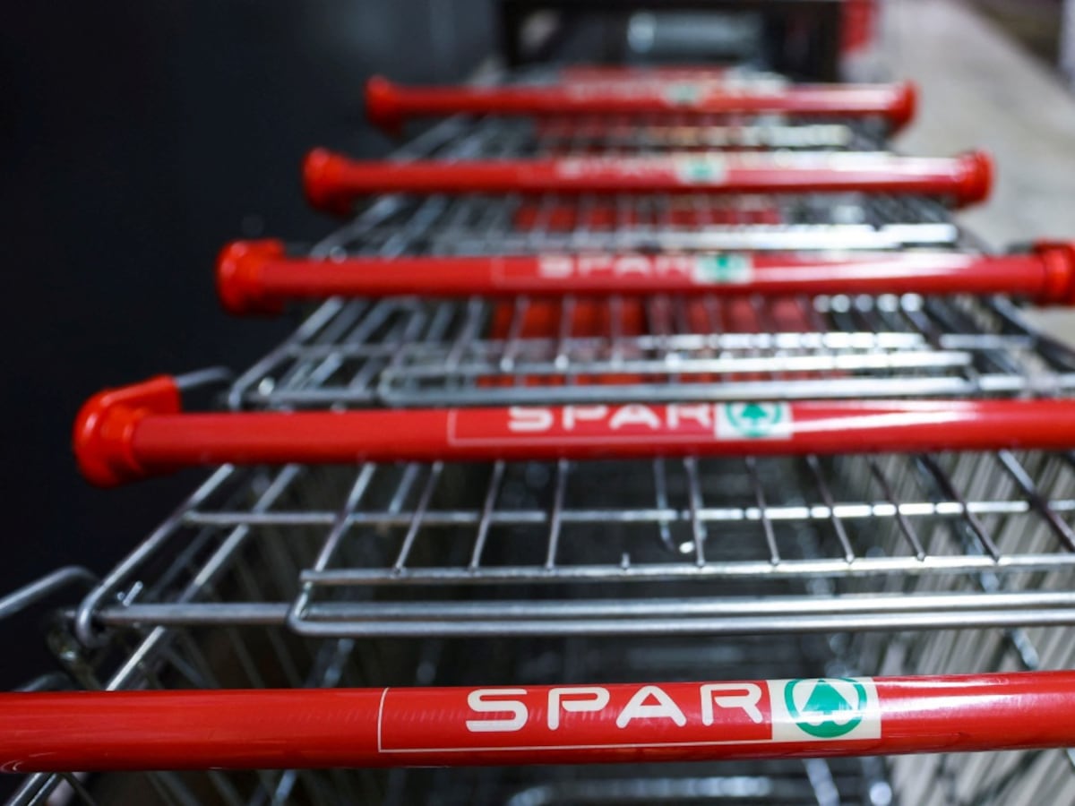 Fired Spar Manager Fights to Get Her Job Back